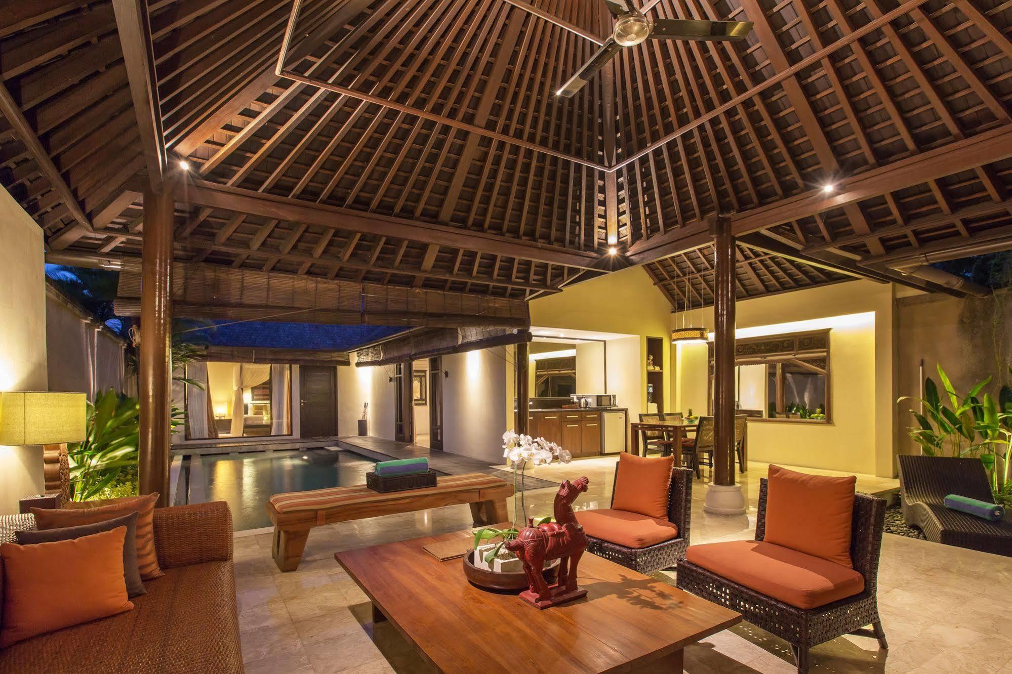 Villa Air Bali Boutique Resort And Spa Petitenget  Εξωτερικό φωτογραφία